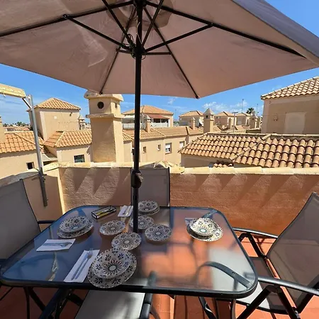 Casa Mia Luxury, In Bungalow, House Keeper Pool Breakfast Free Parking * Torrevieja