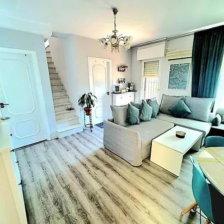 Casa Mia Luxury, In Bungalow, House Keeper Pool Breakfast Free Parking Bed & Breakfast Torrevieja