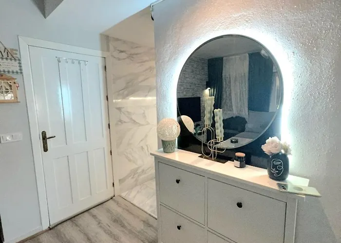 Casa Mia Luxury Style House Keeper Pool Breakfast Free Parking Bed & Breakfast